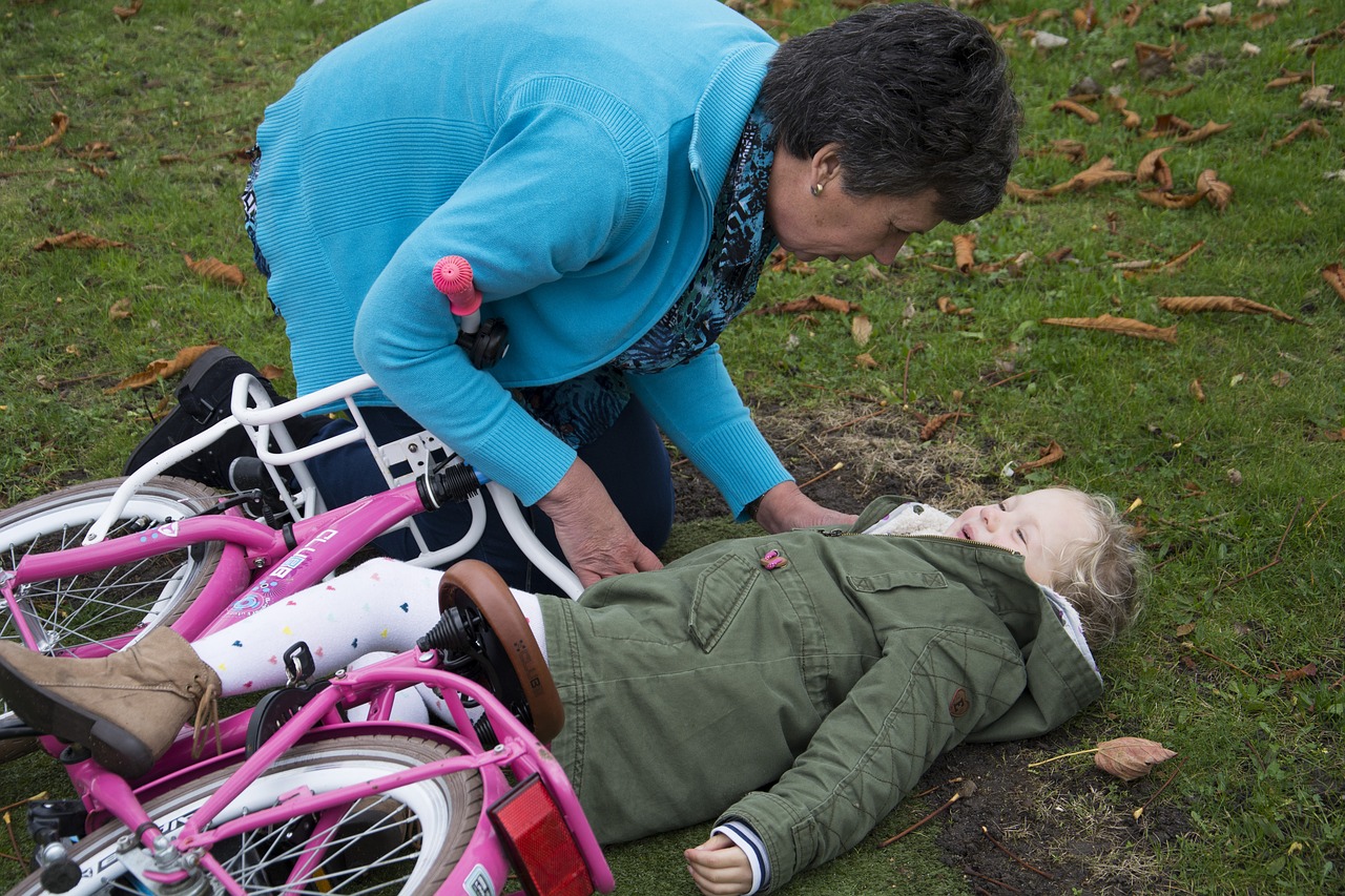 Image - first aid children child bicycle
