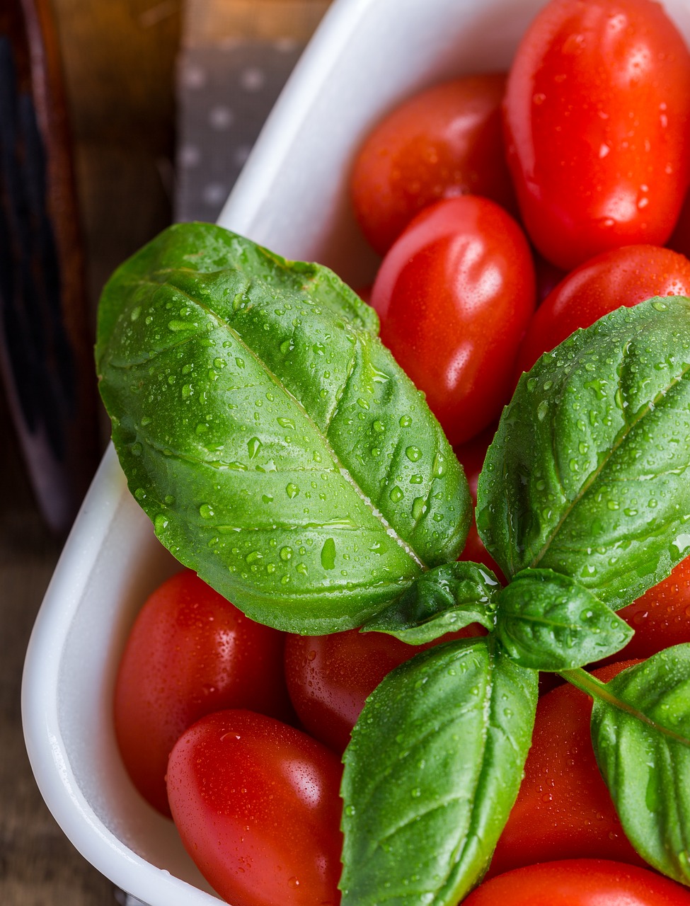 Image - tomatoes vegetables food red