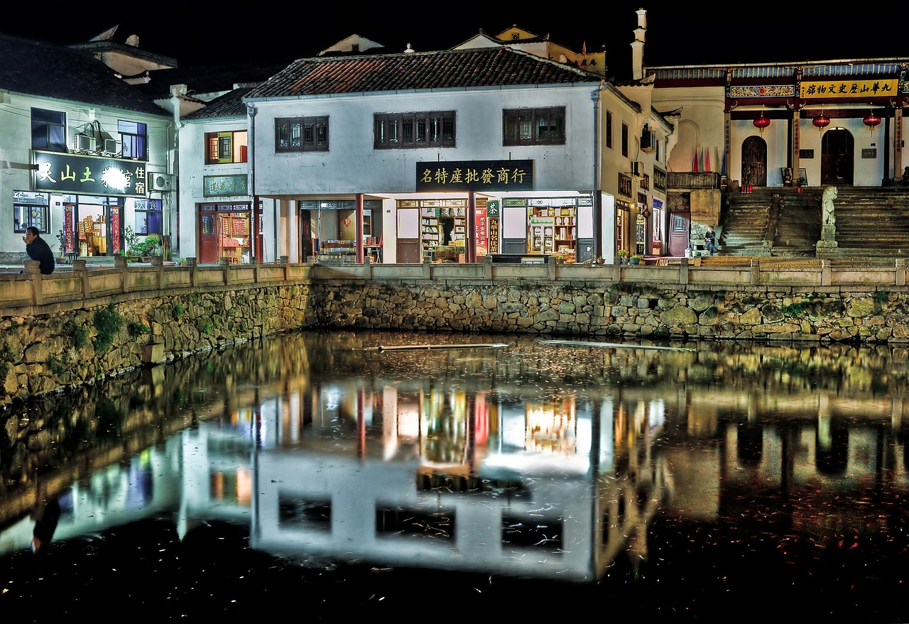 Image - jiuhuashan china night pond