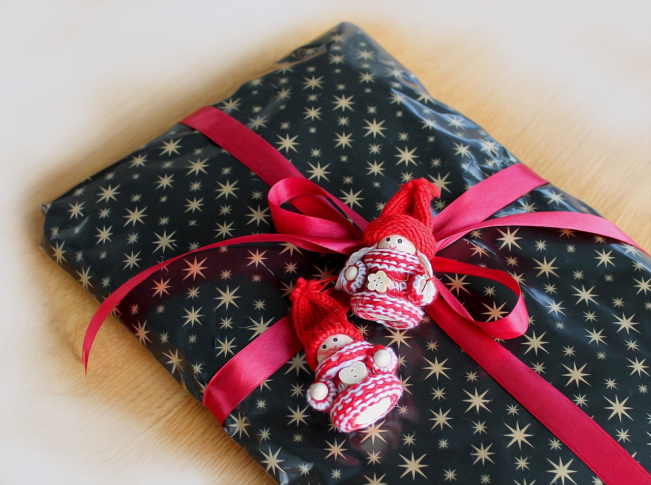 Image - package gift surprises wrapping