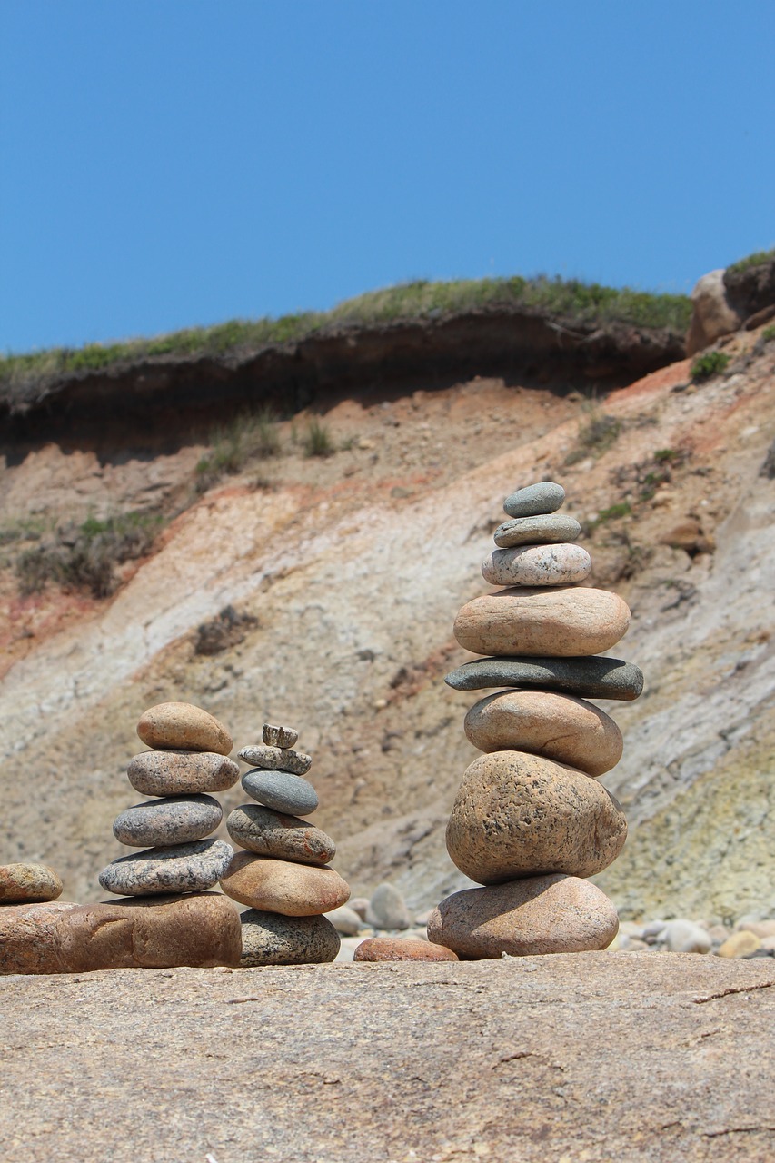 Image - sky battery rocks stones roche