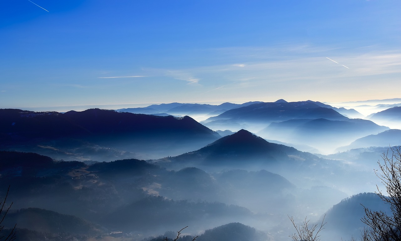 Image - slovenia mountains sky clouds fog