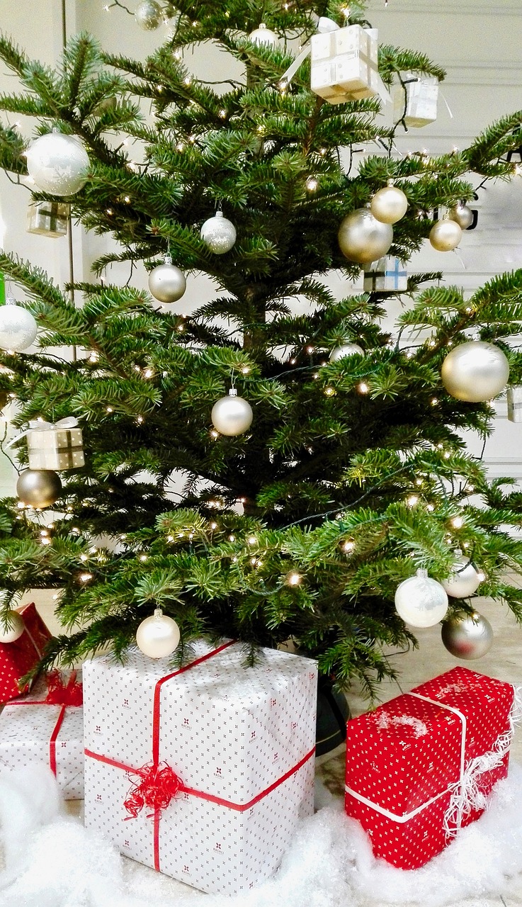 Image - christmas tree christmas made gifts