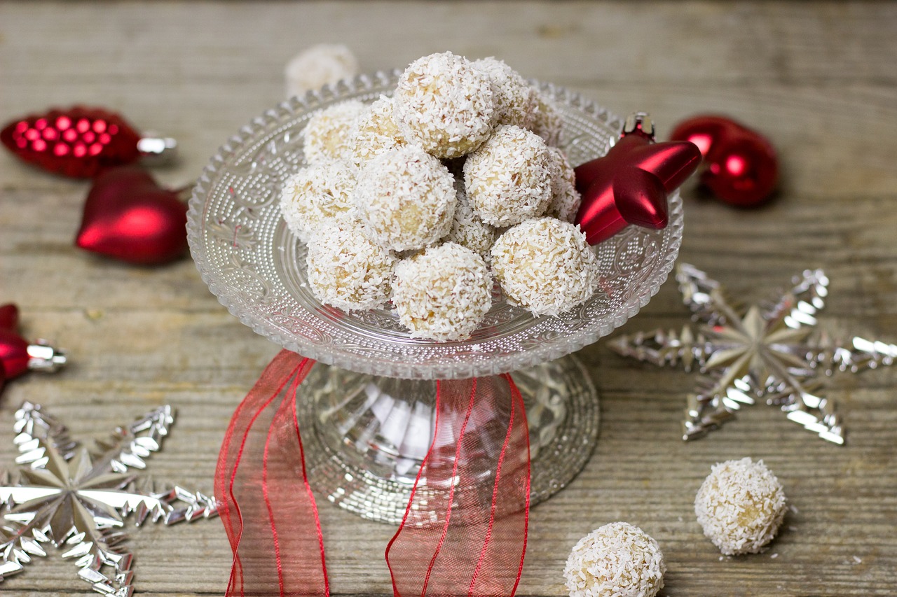 Image - coconut chocolates balls christmas