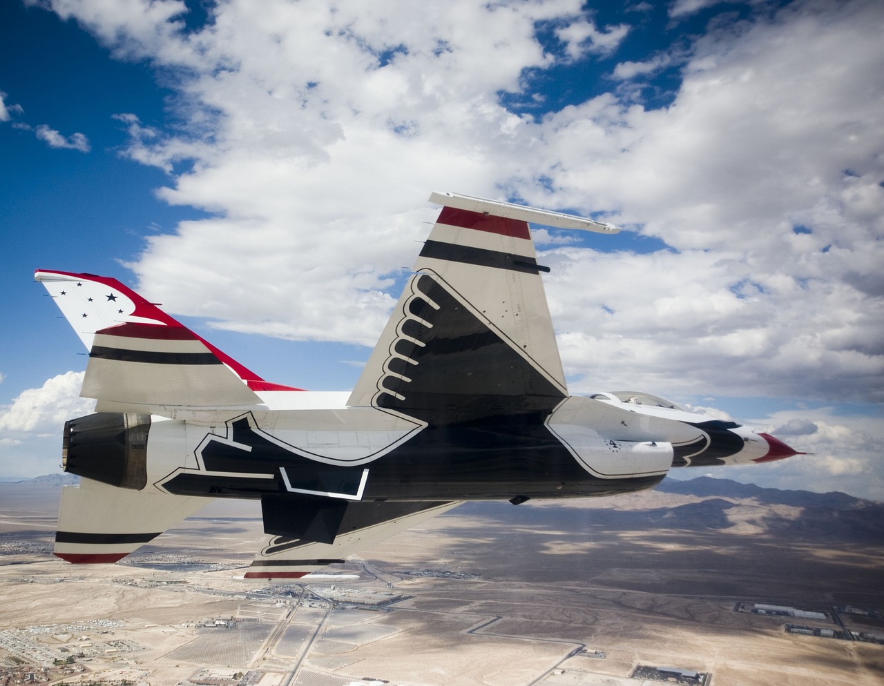 Image - air show aerial demonstrations