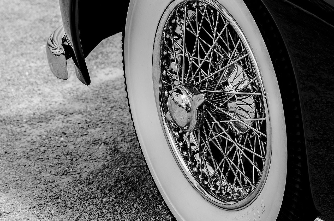 Image - car wheel old vehicle black white