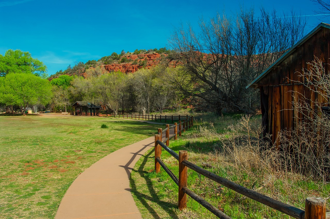 Image - arizona picnic area walkway