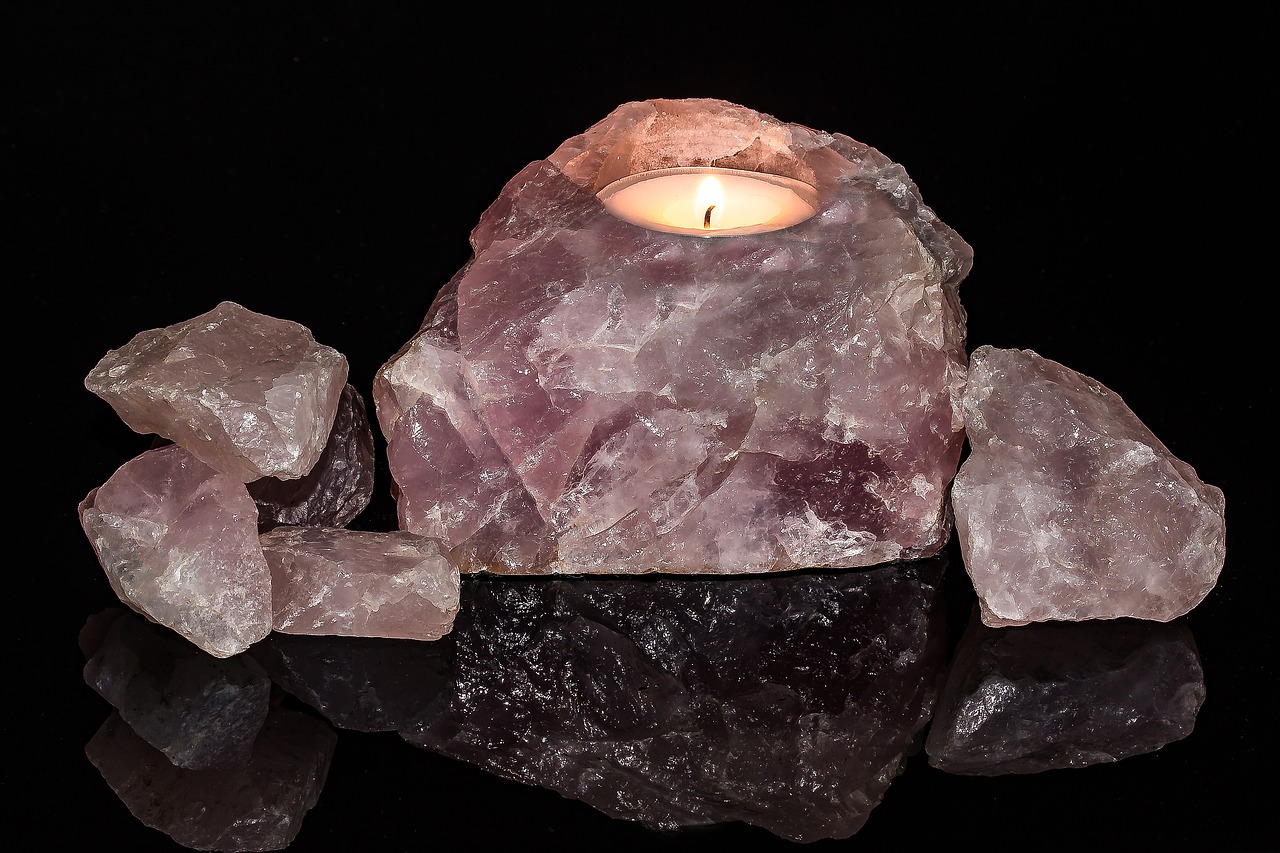 Image - rose quartz mineral pink