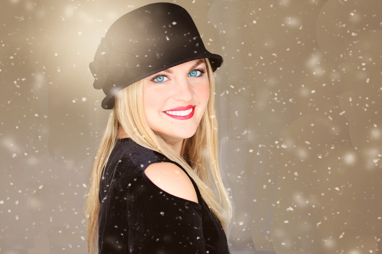 Image - snow snowflake winter festive hat