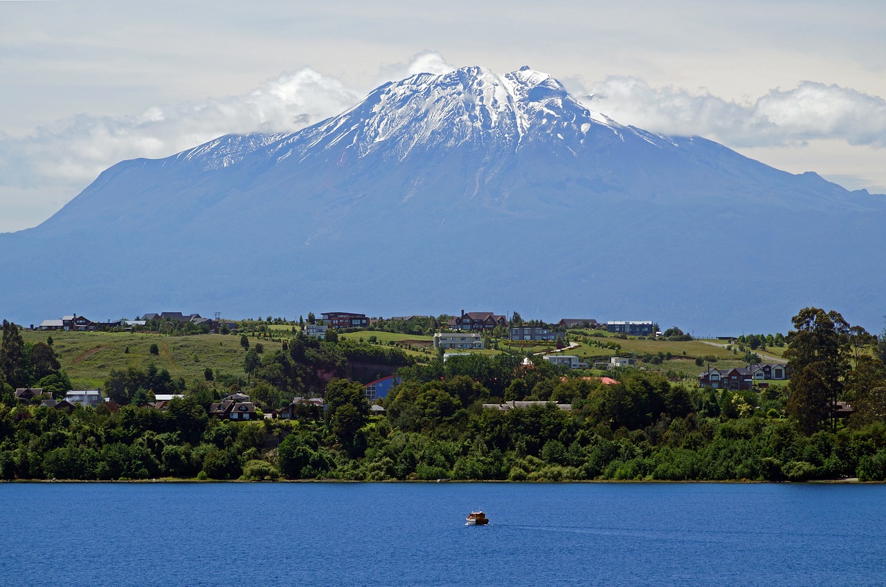 Image - chile lake llanquihue