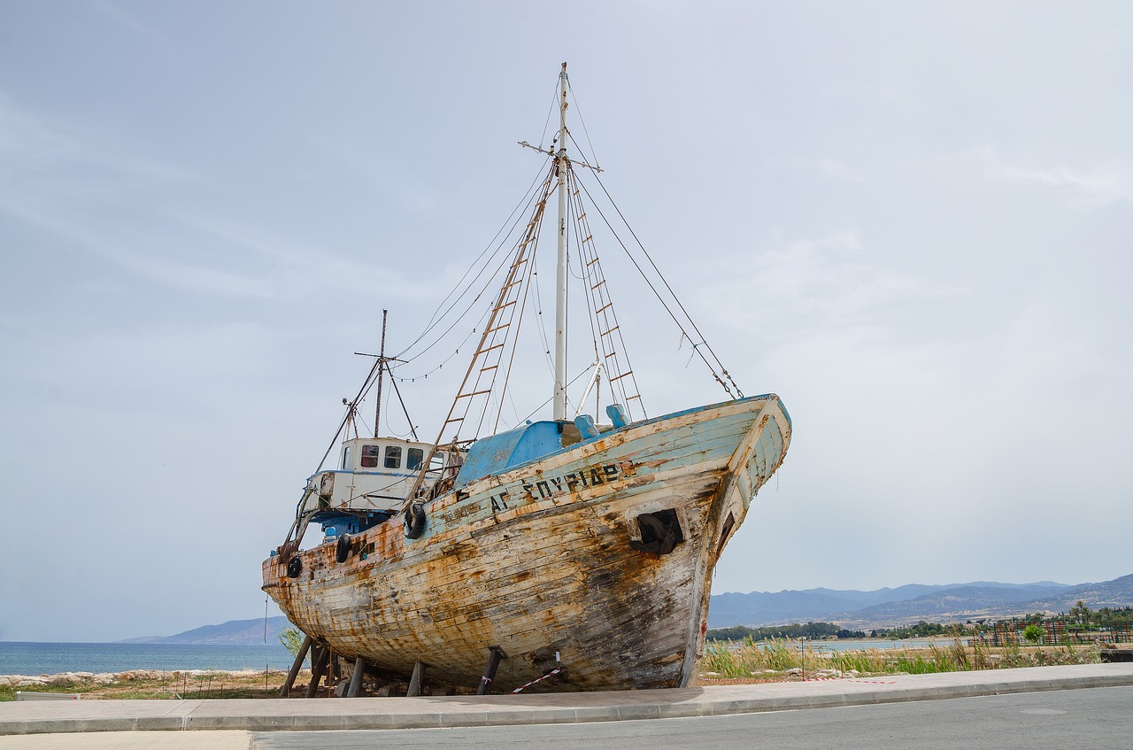 Image - fishing boat cyprus latsi port