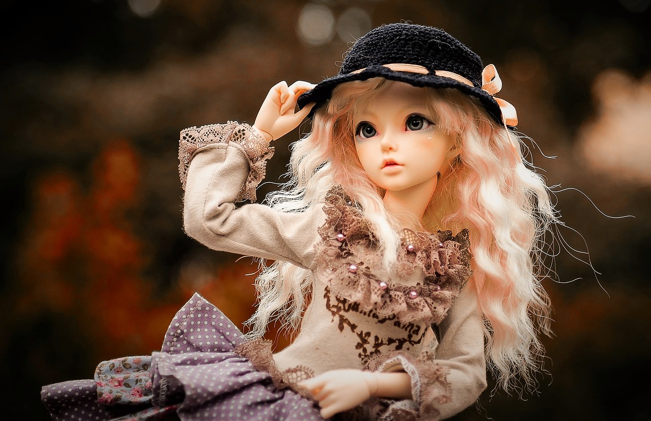 Image - doll winters hat hair