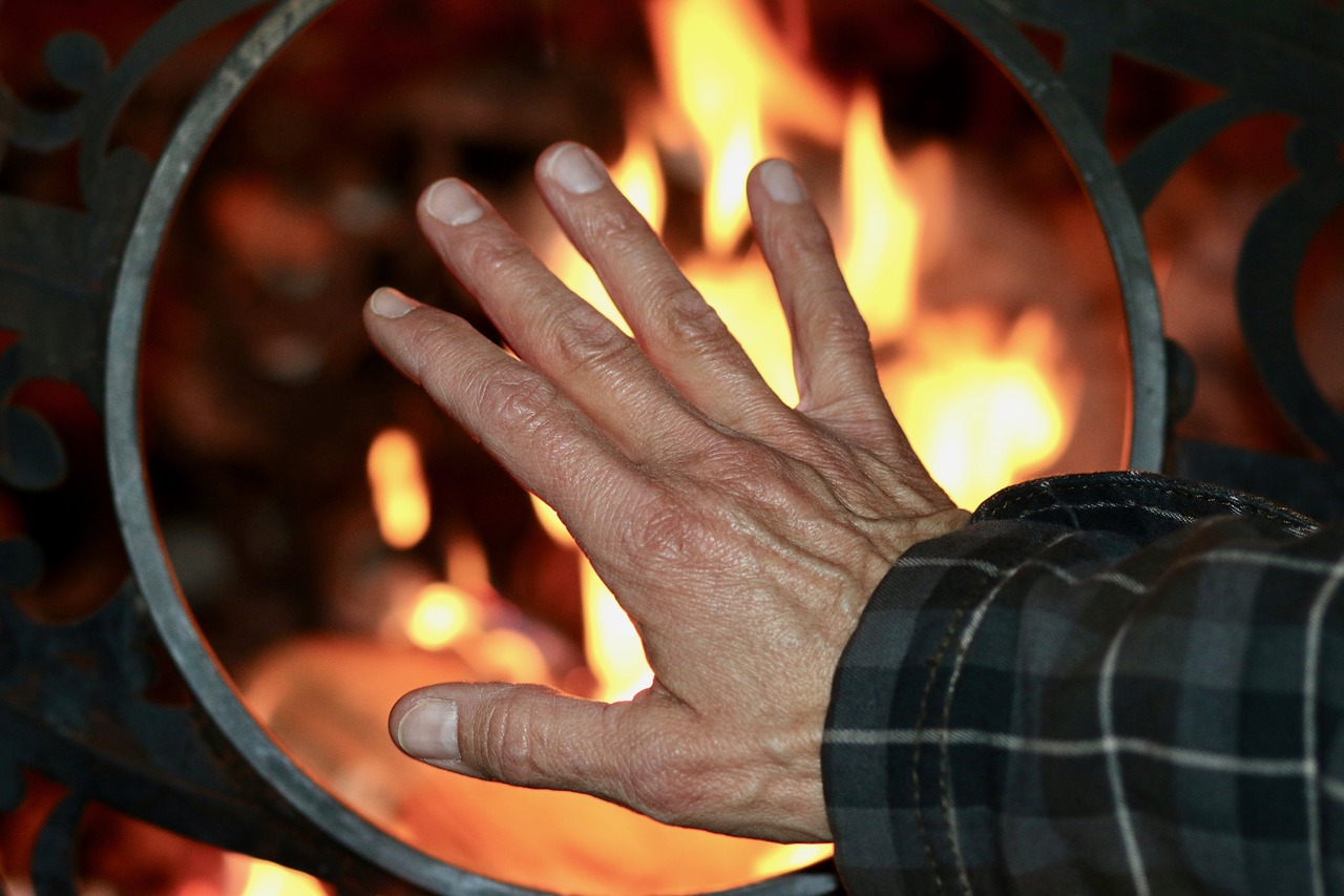 Image - heat fire hand ring