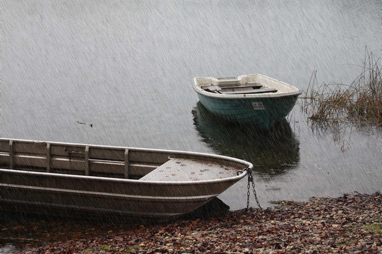 Image - rain pond boats drip water wave