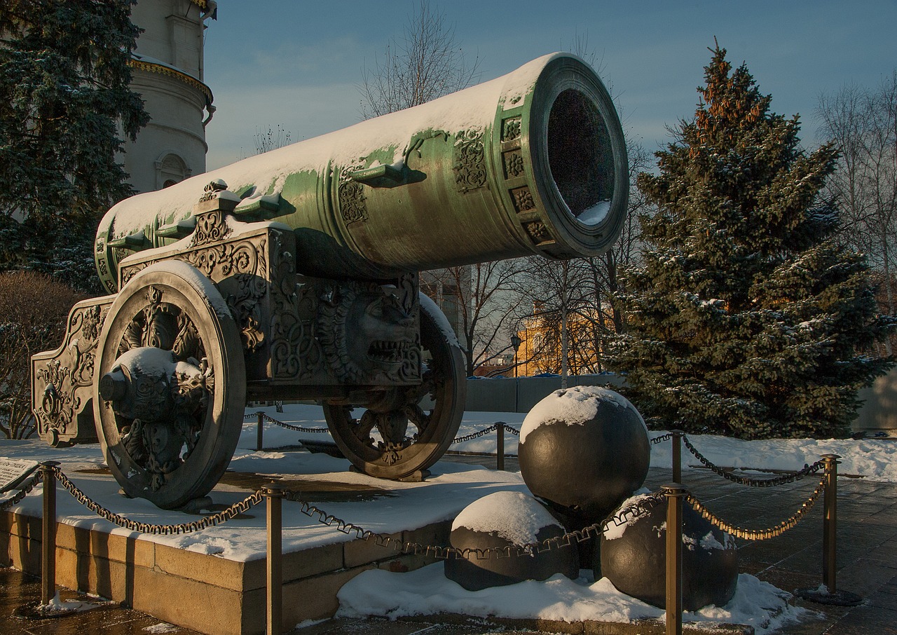 Image - moscow kremlin canon cannonballs