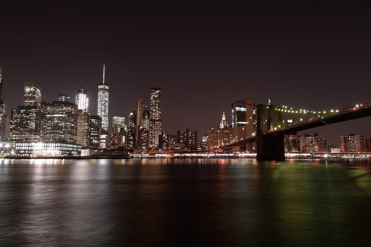 Image - new york brooklyn bridge night city