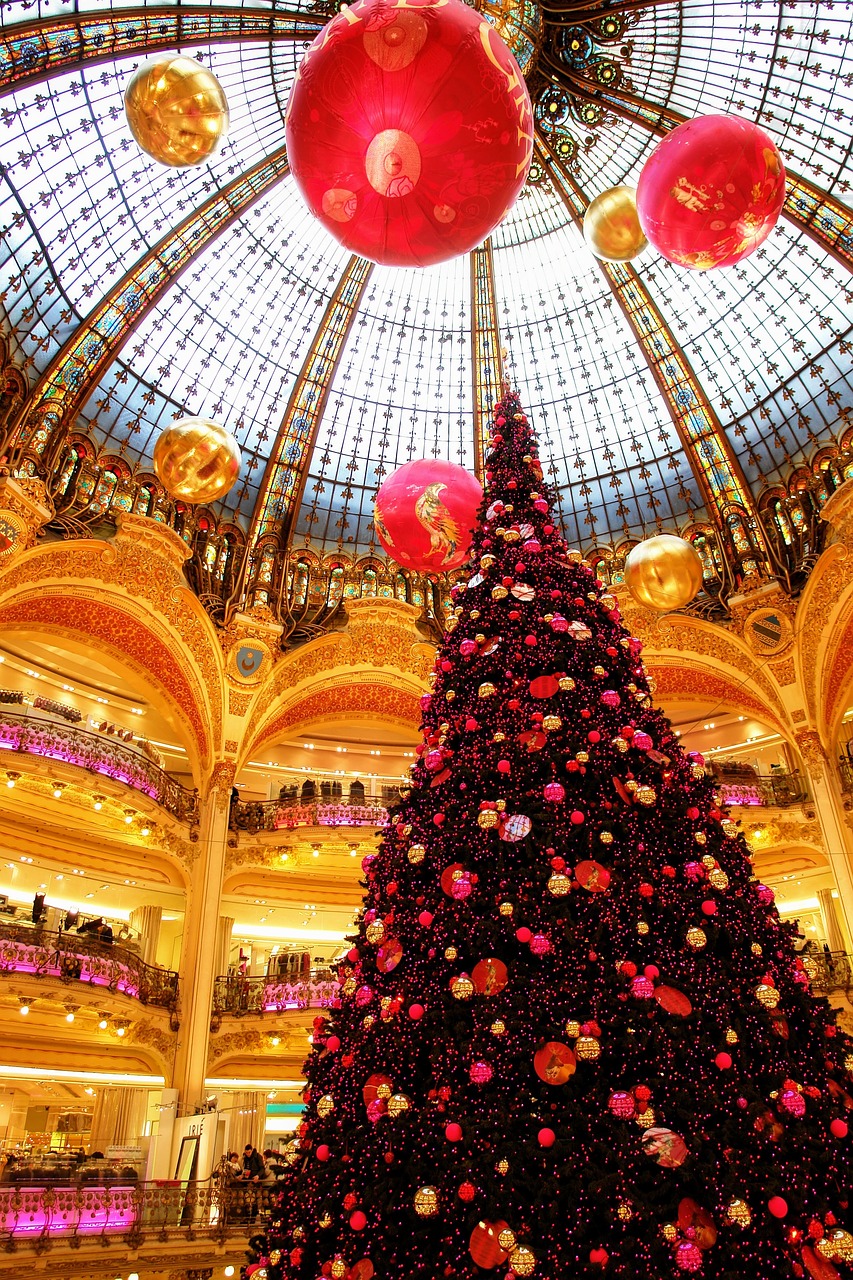 Image - paris la fayette department store