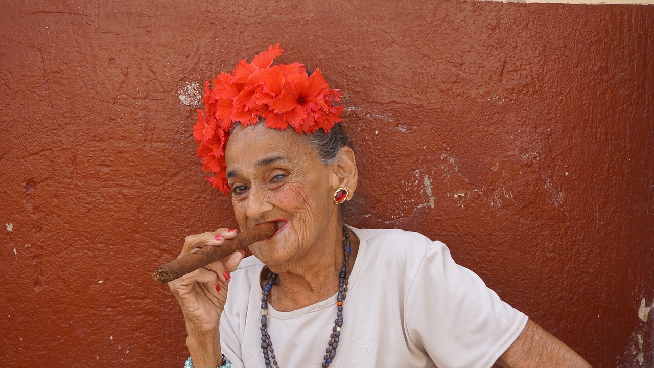 Image - cigar woman old cuba havana