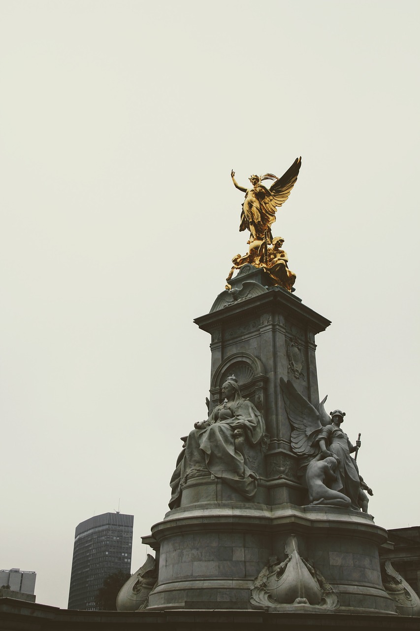 Image - london buckingham palace detail