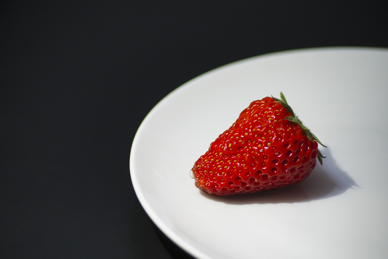 Image - fruit strawberry wobble close up