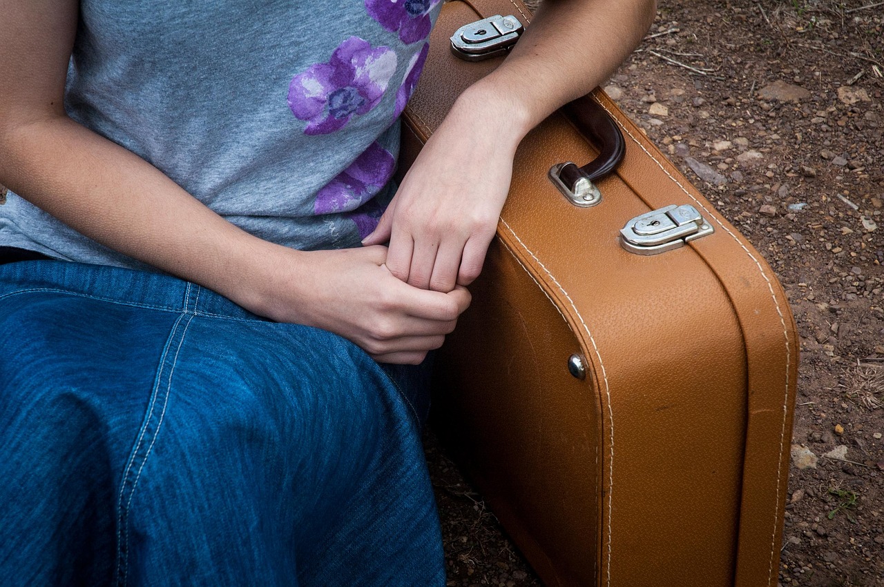 Image - travel suitcase girl trip vacation