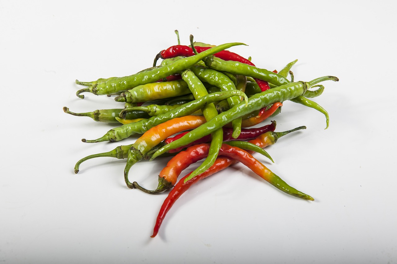 Image - chilli peppers chilis green red