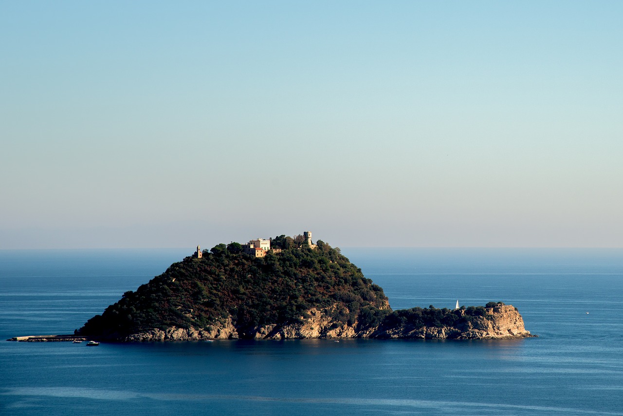 Image - island gallinara sea landscape sky