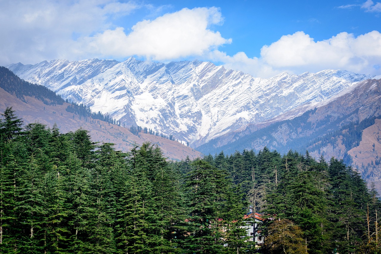 Image - manali himalayas quiet backdrop