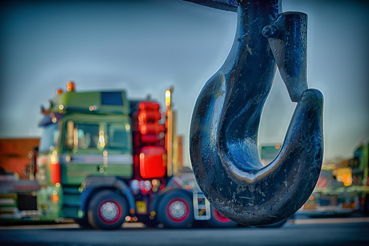 Image - hook crane close detail used last