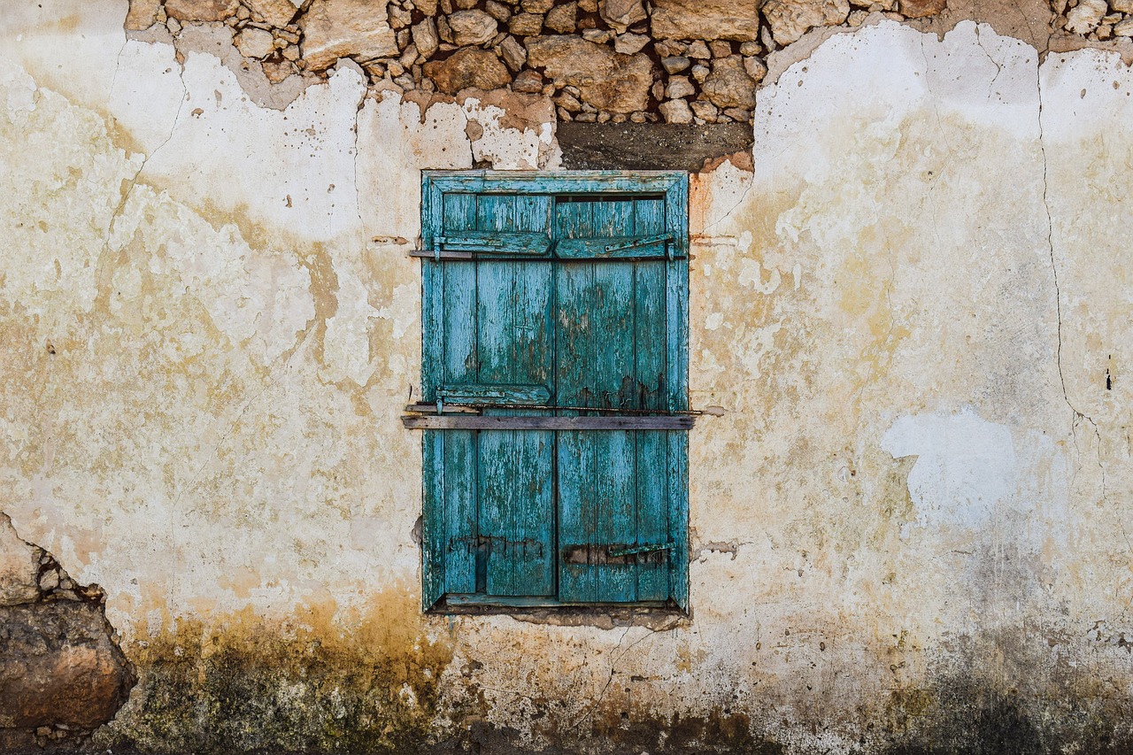 Image - cyprus sotira old house window