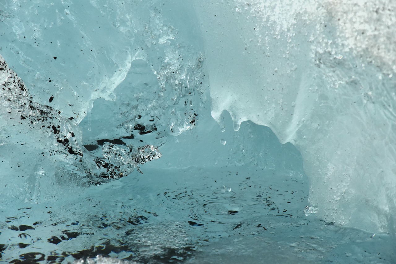 Image - water droplets glacier water flow