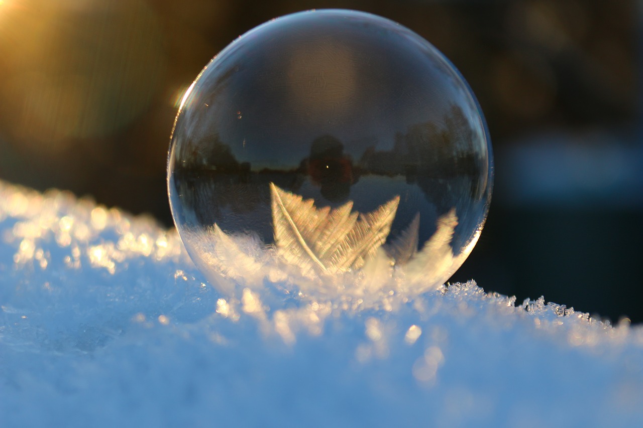 Image - soap bubble crystals winter snow