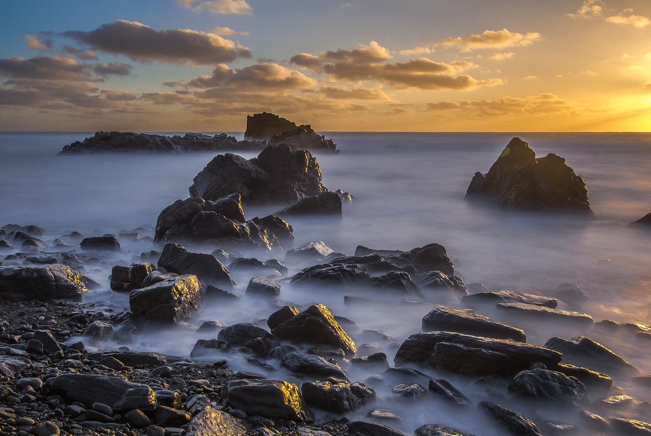 Image - reefs sunset ocean wales