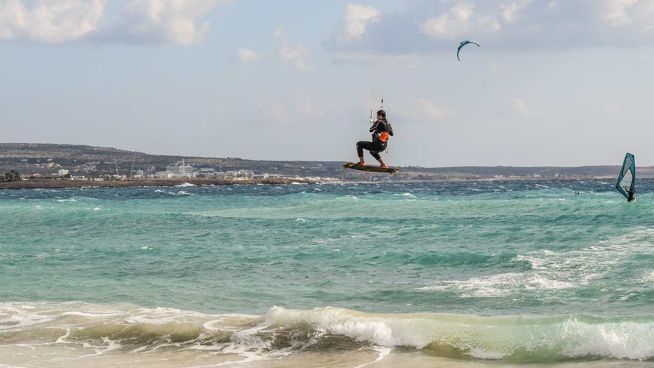 Image - kite surfing sport surfing sea