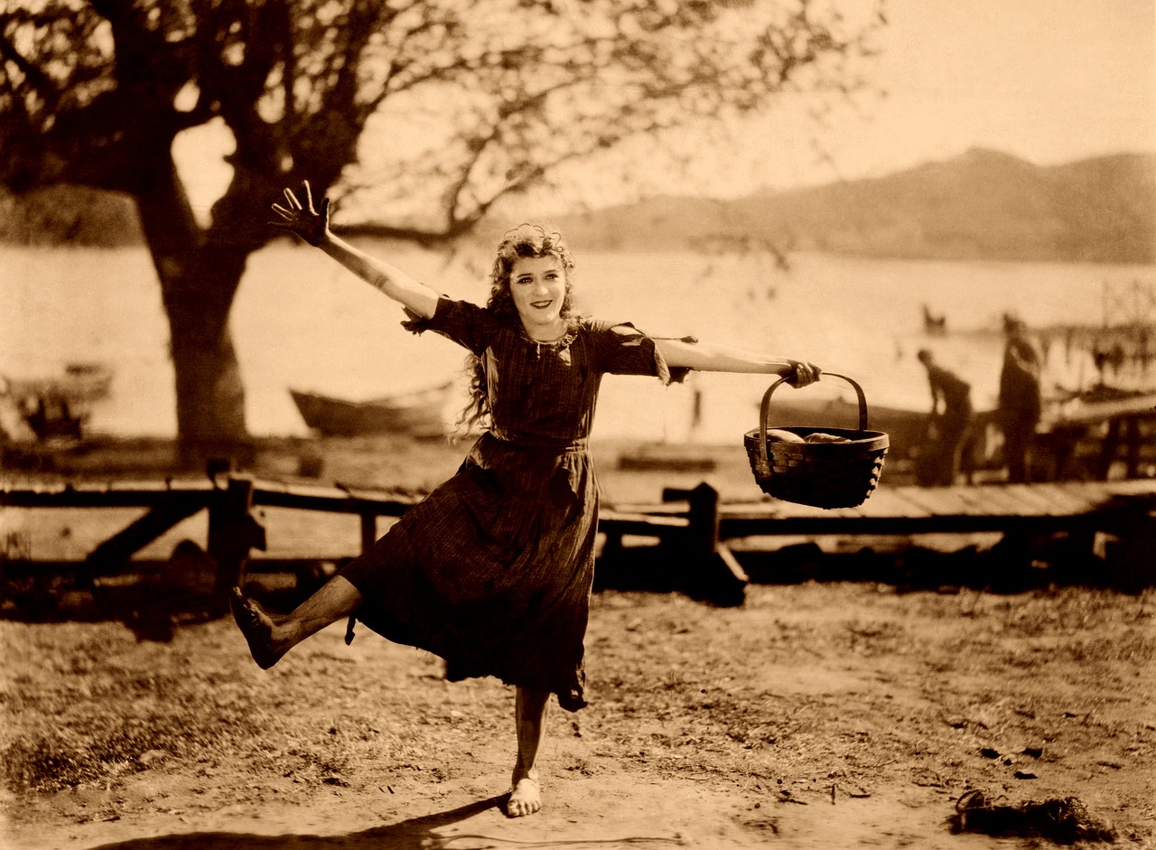 Image - mary pickford dancing happy park