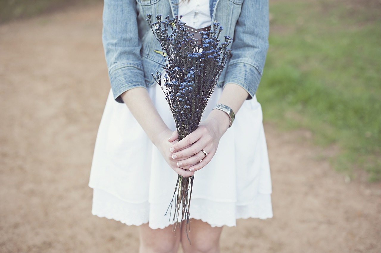 Image - bouquet wildflowers dating blue