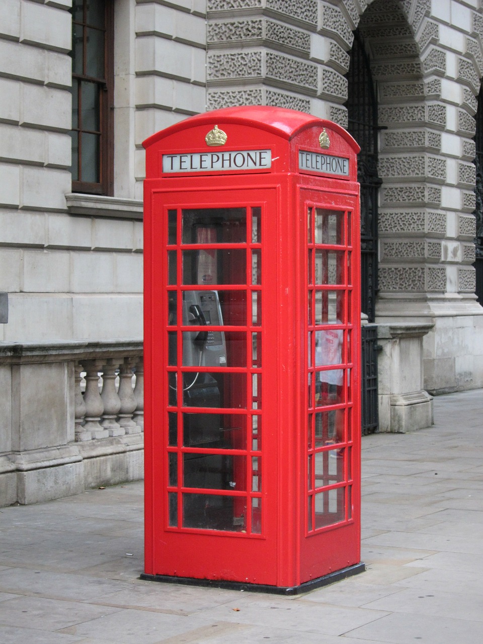 Image - telephone red london united kingdom