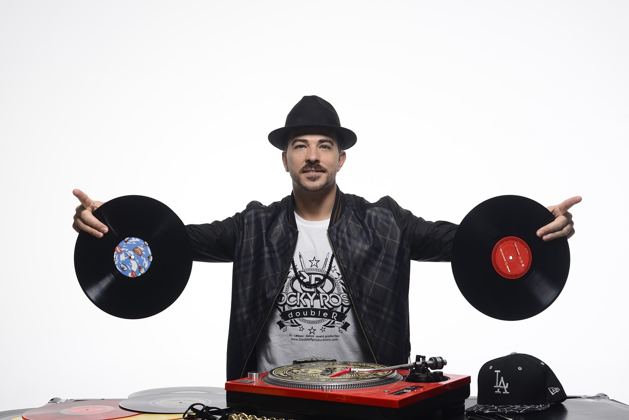 Image - dj turntable scratch hip hop