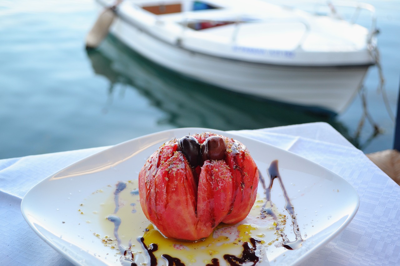 Image - tomato salad food by the sea