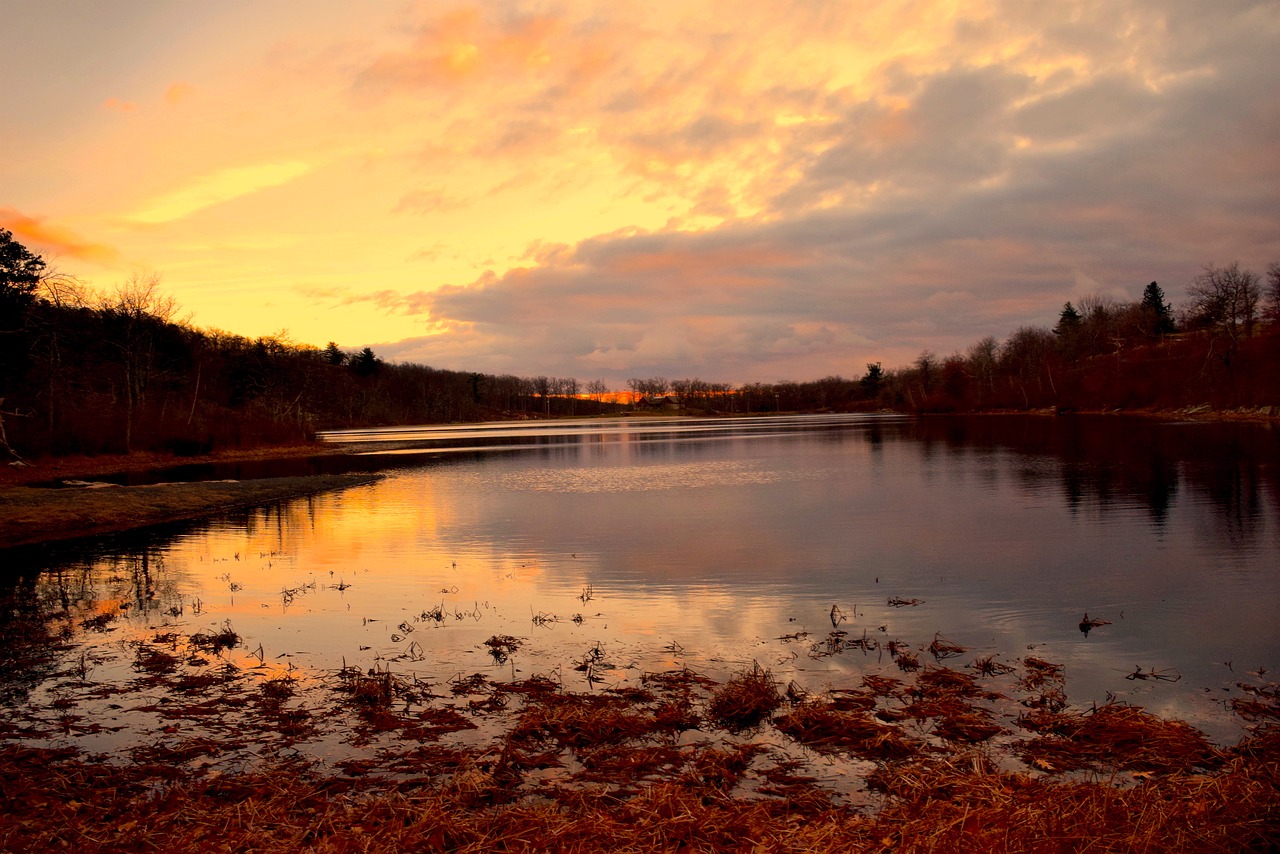 Image - lake sunset clouds light yellow