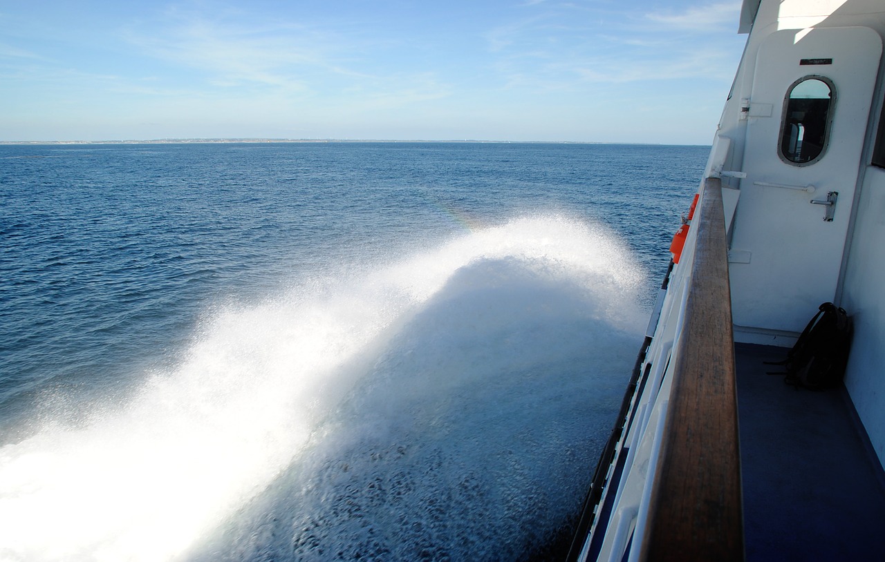 Image - ferry crossing shipping brittany