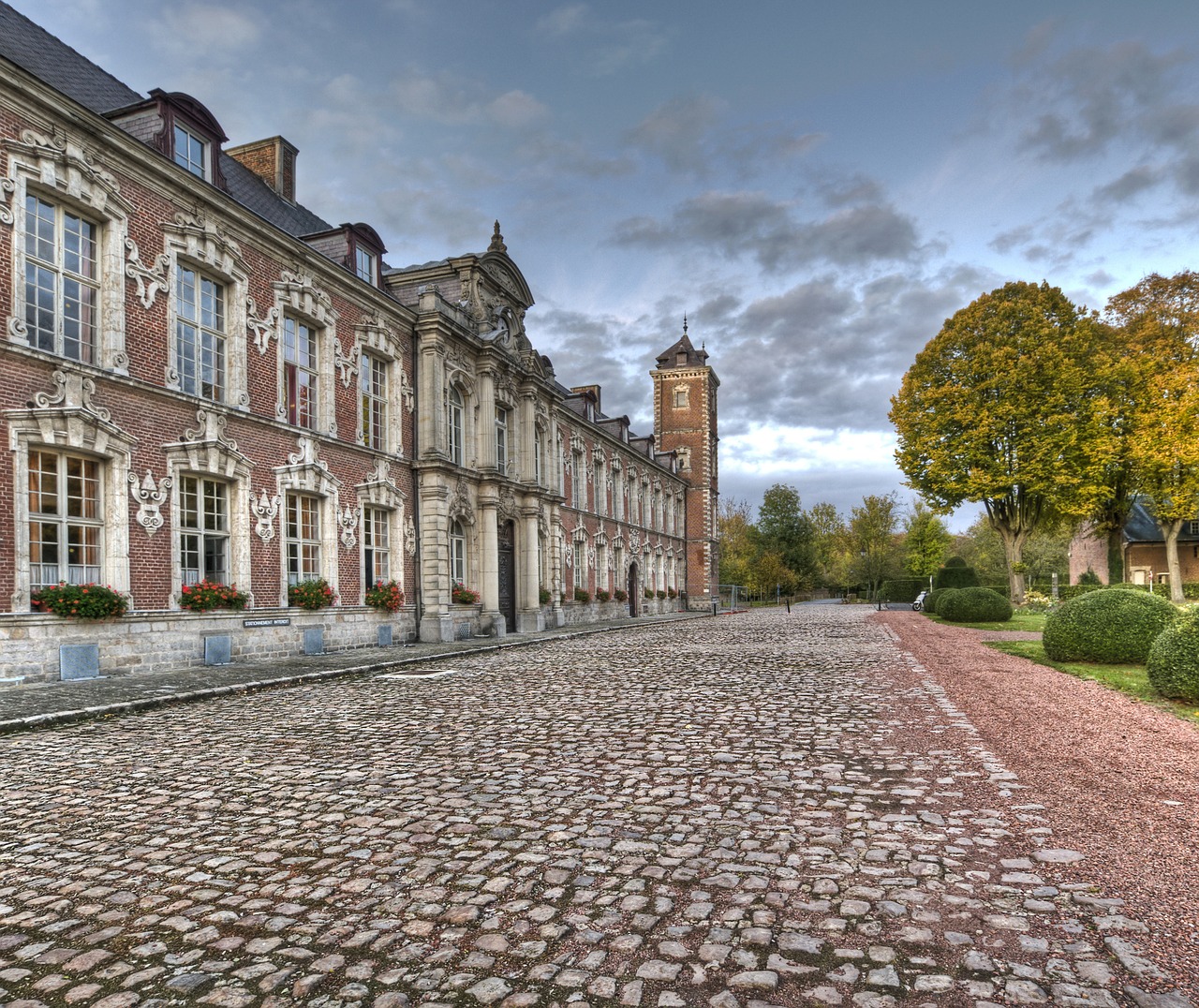 Image - former psychiatric hospital seclin