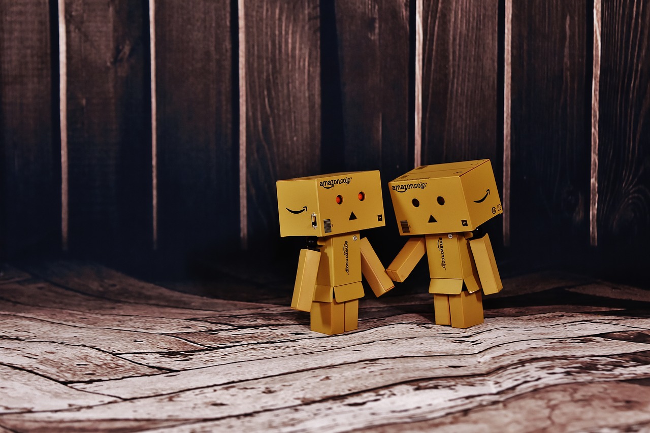 Image - danbo figure together hand in hand