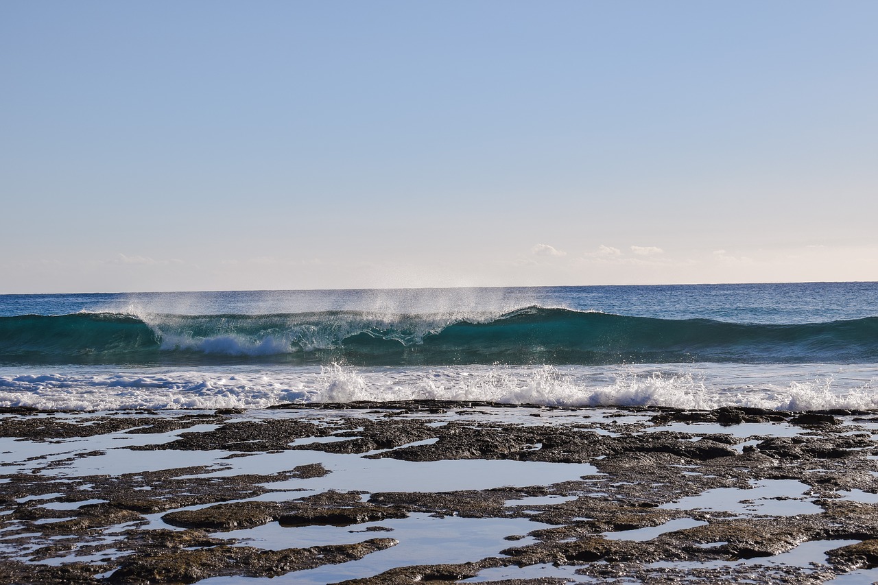 Image - wave smashing sea coast nature