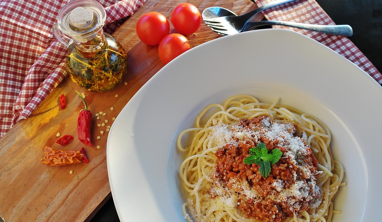 Image - spaghetti noodles bolognese