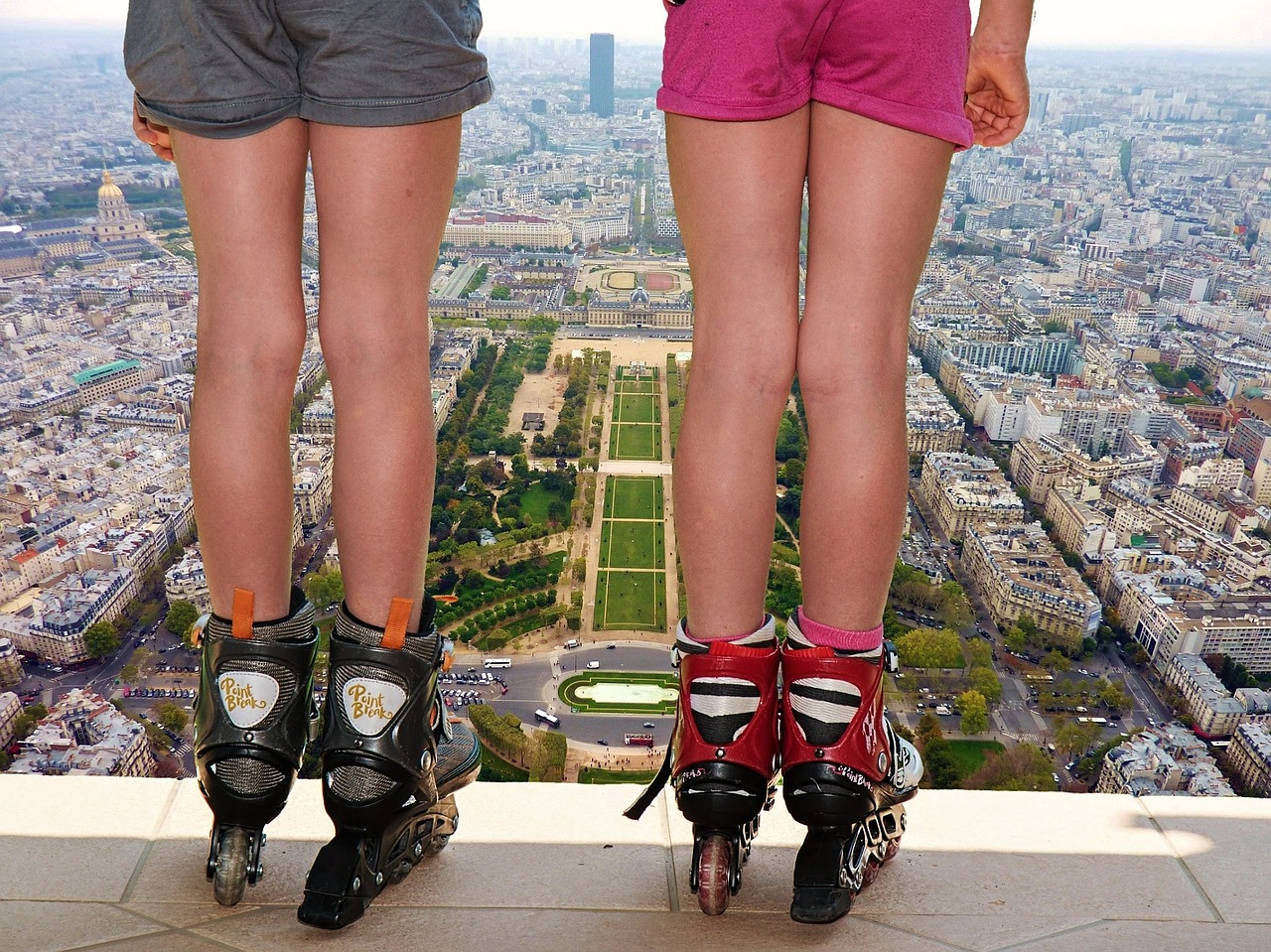 Image - girl skates dangerous abyss risk