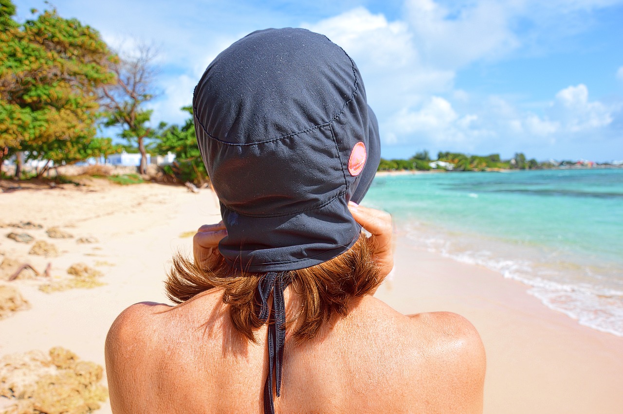 Image - beach hat ocean holiday