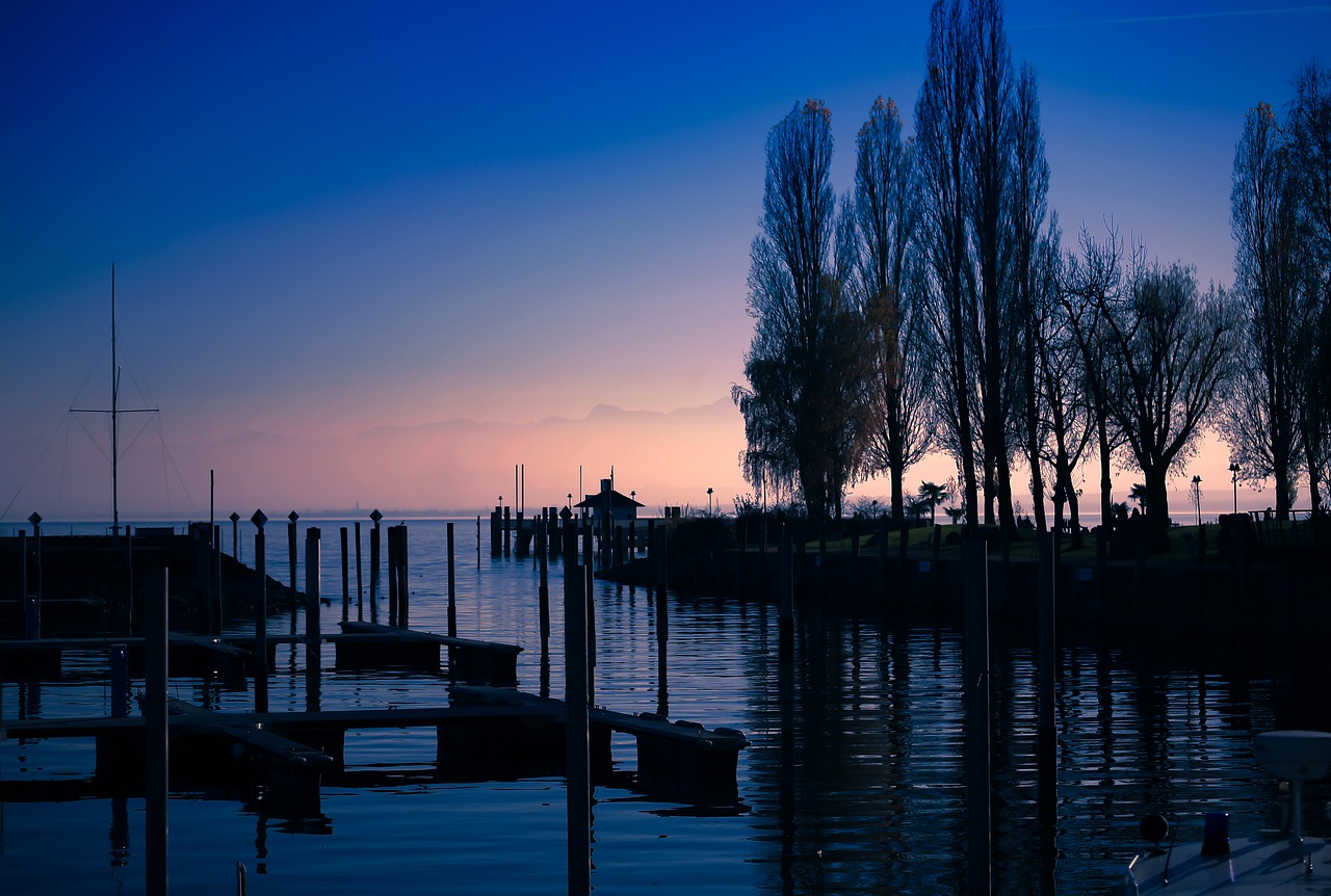 Image - sunset background lake constance