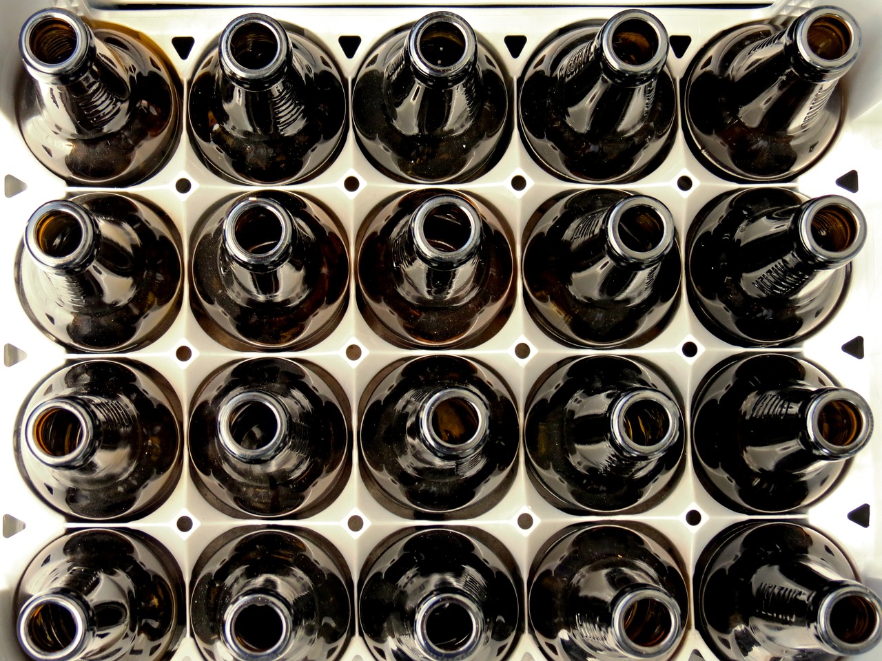 Image - beer box empty bottles beer bottles