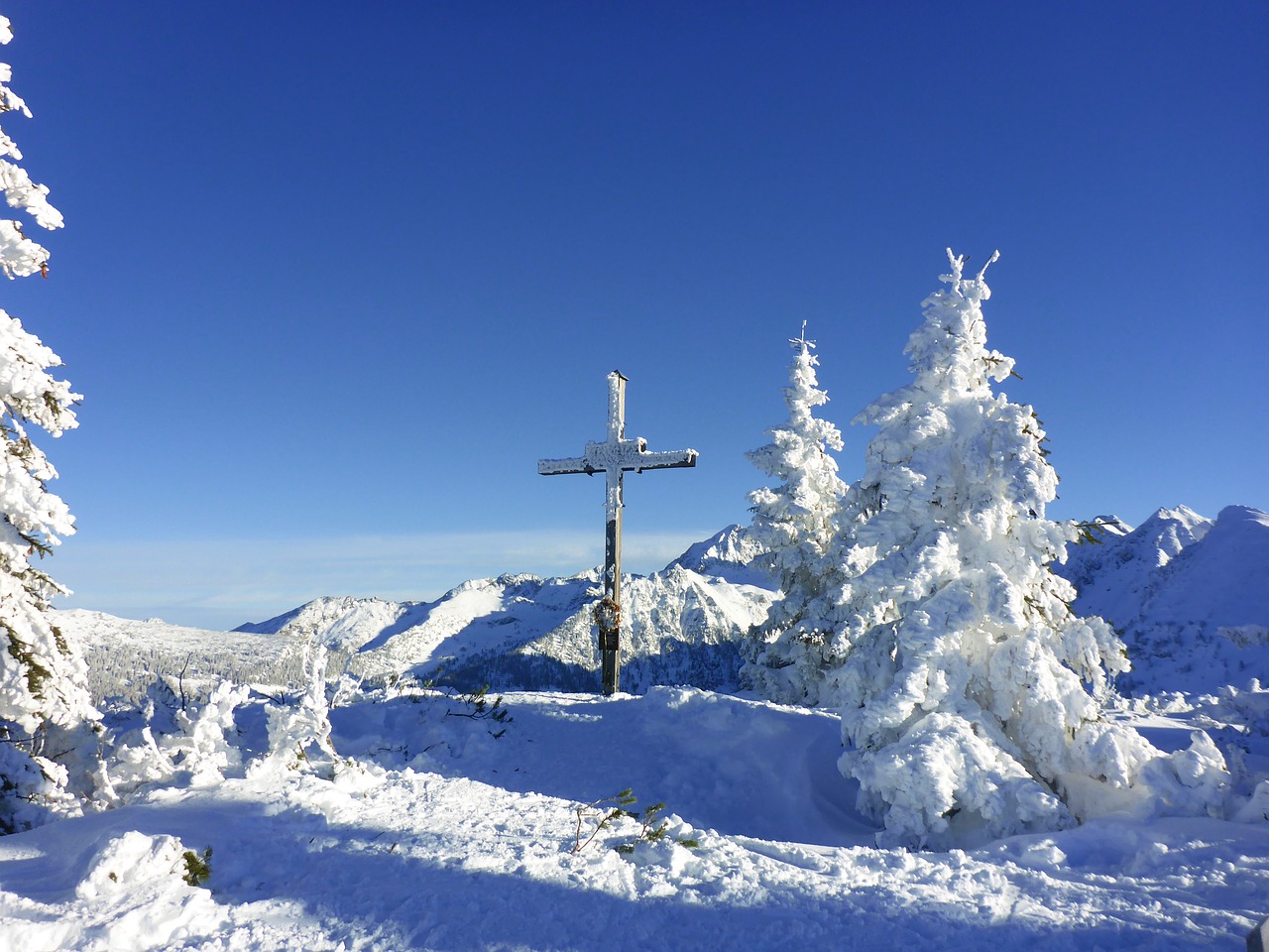 Image - cross winter summit cross alpine